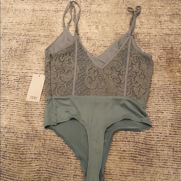 Lace Tobi Bodysuit - Picture 2 of 6